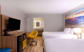 Days Inn By Wyndham Mooresville Lake Norman